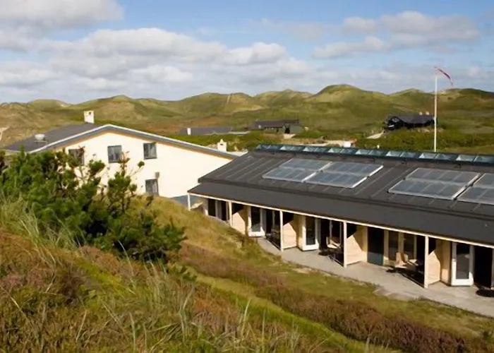 Henne Molle A האנה סטרנד