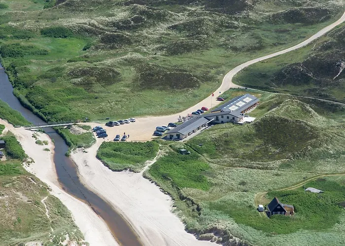 Henne Molle A מלון 3*